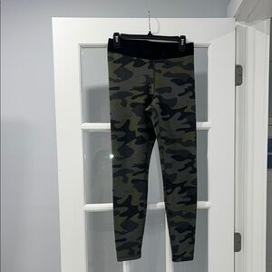 Women’s Camouflage Leggings